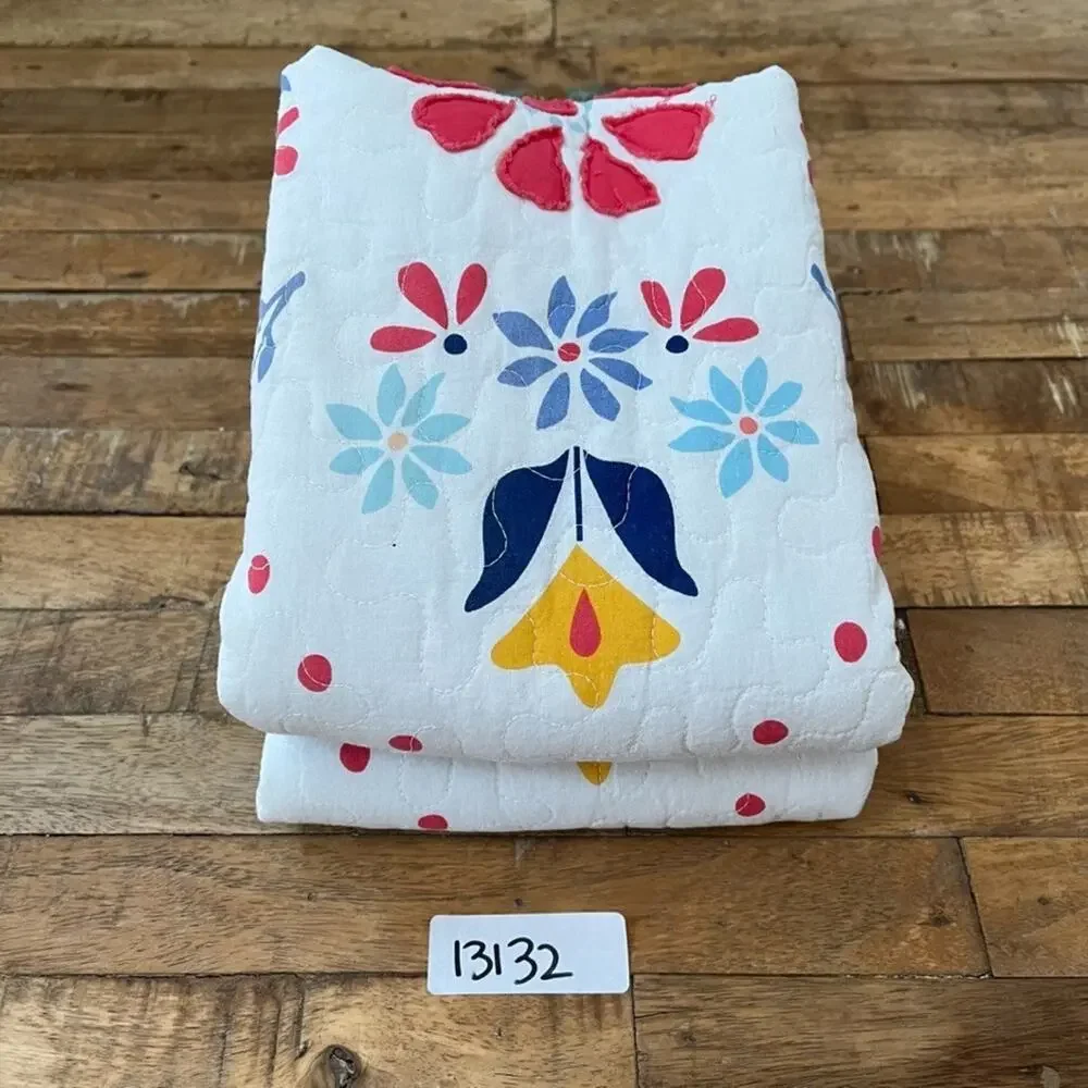 The Pioneer Woman Medallion Quilted Queen Pillow Shams (2) Cotton
